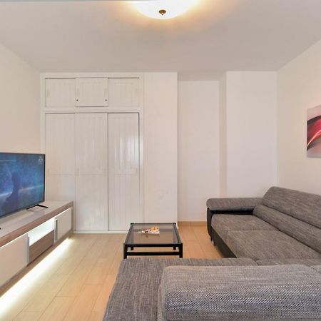 House Pula 2080 Villa ภายนอก รูปภาพ