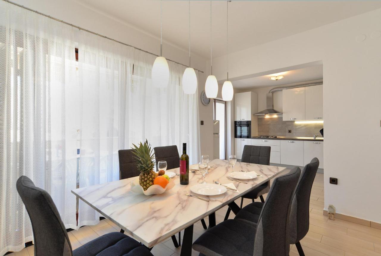 House Pula 2080 Villa ภายนอก รูปภาพ