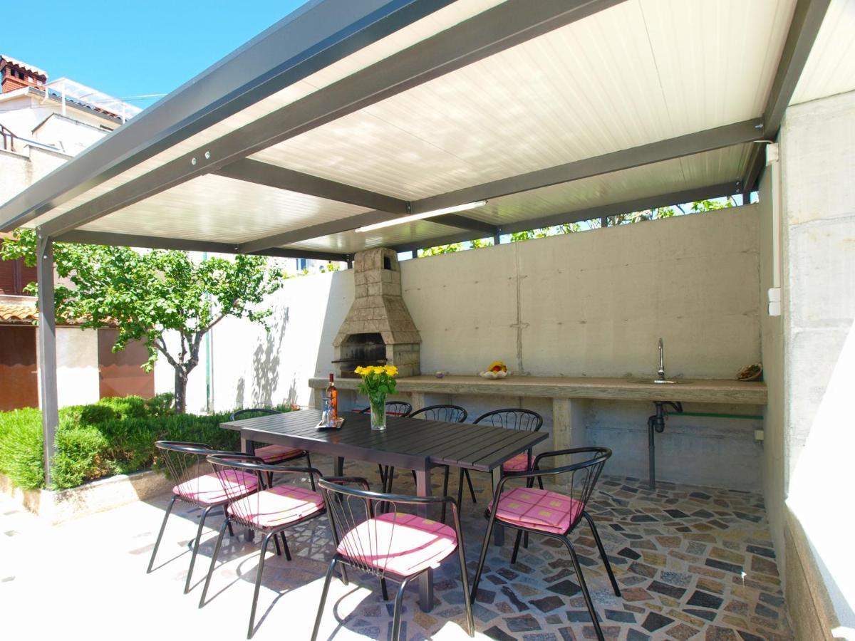 House Pula 2080 Villa ภายนอก รูปภาพ