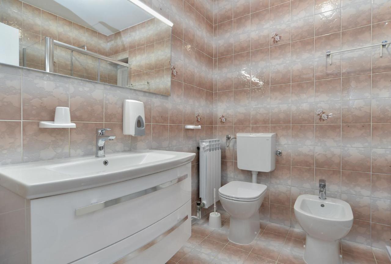 House Pula 2080 Villa ภายนอก รูปภาพ