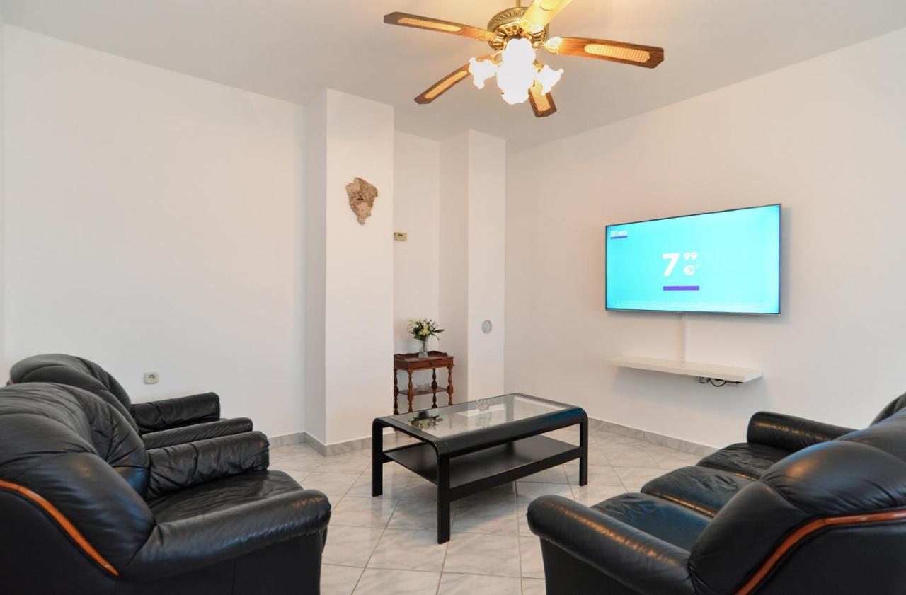House Pula 2080 Villa ภายนอก รูปภาพ
