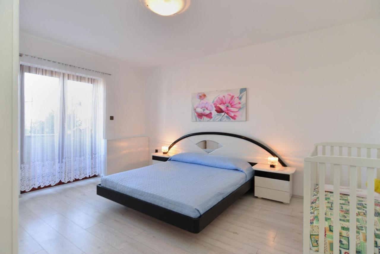 House Pula 2080 Villa ภายนอก รูปภาพ
