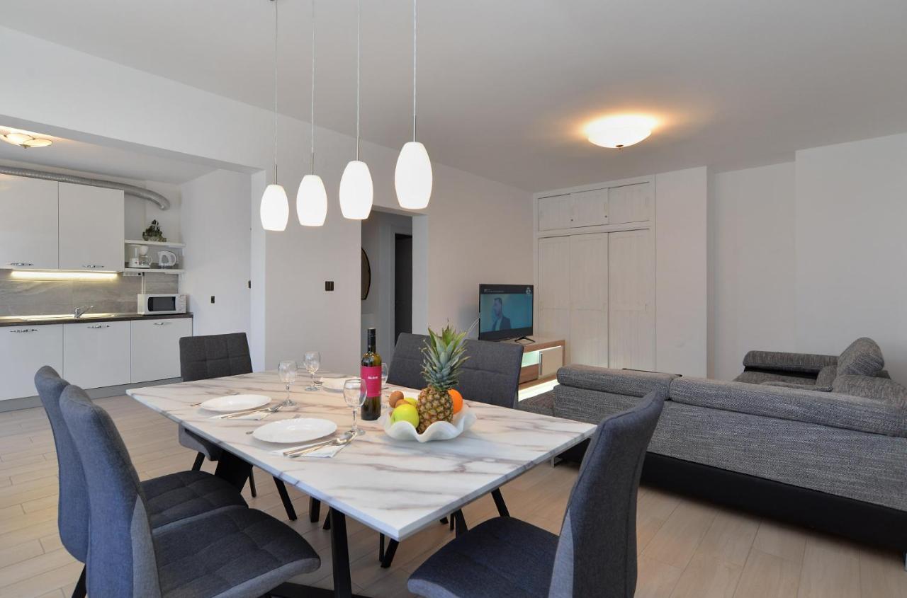 House Pula 2080 Villa ภายนอก รูปภาพ